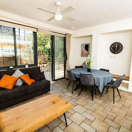 Central On Hapalmach- 3-Bdr Apartment 예루살렘 외부 사진