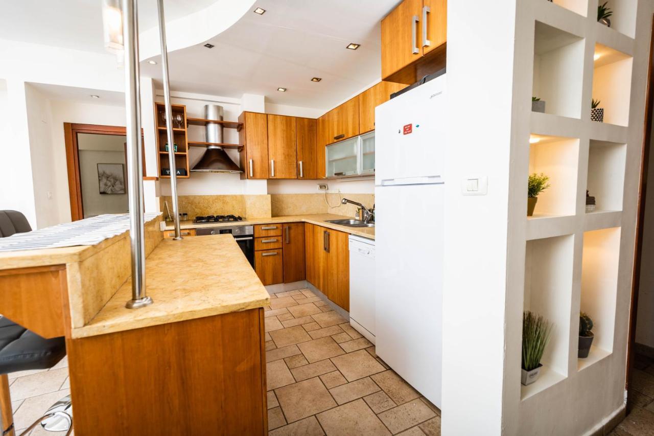 Central On Hapalmach- 3-Bdr Apartment 예루살렘 외부 사진